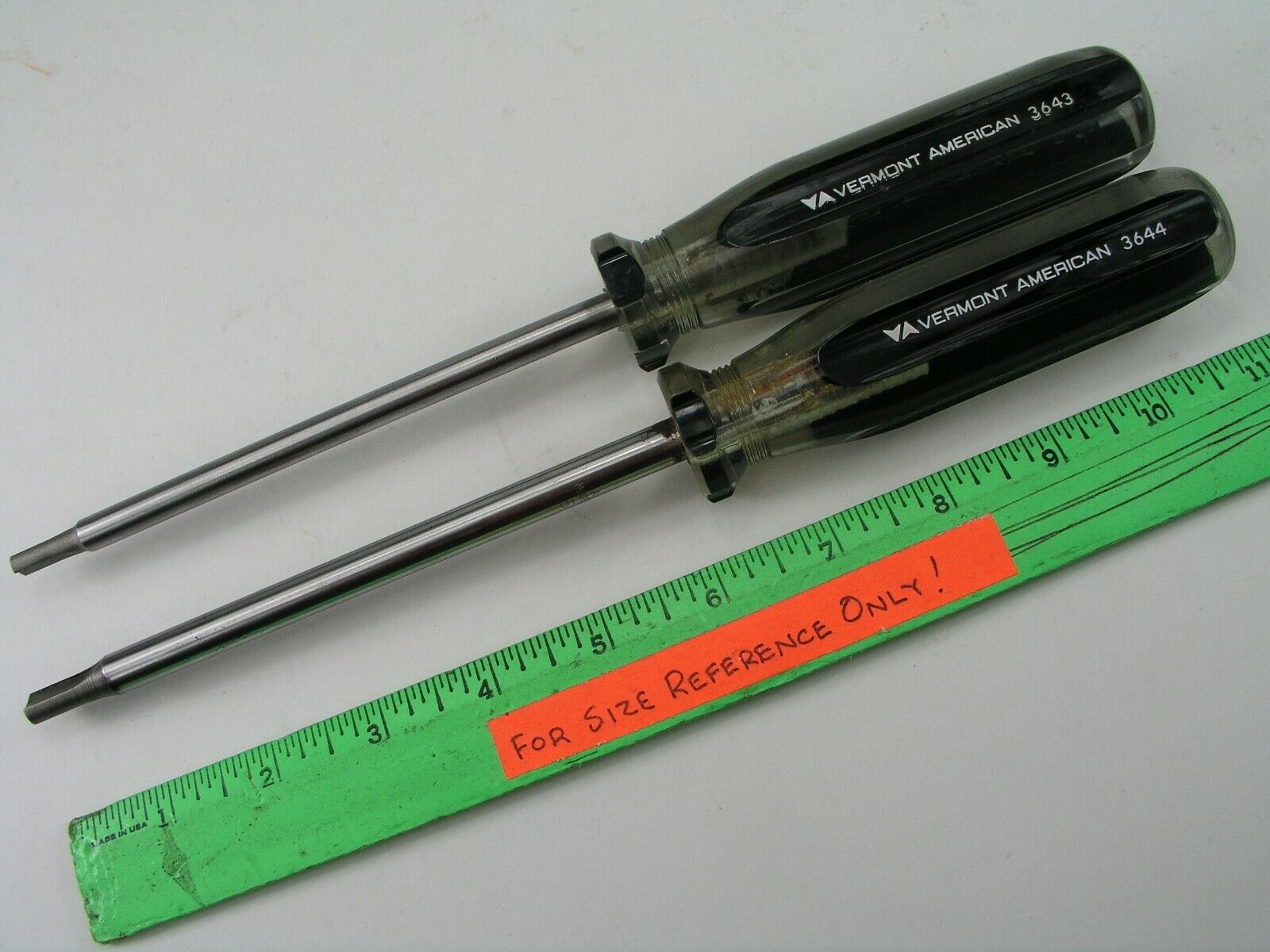 1/4" & 5/16" Clutch Screwdriver Set, Vermont American Main Image 1/4" & 5/16" Clutch Screwdriver Set, Vermont American - Image 1