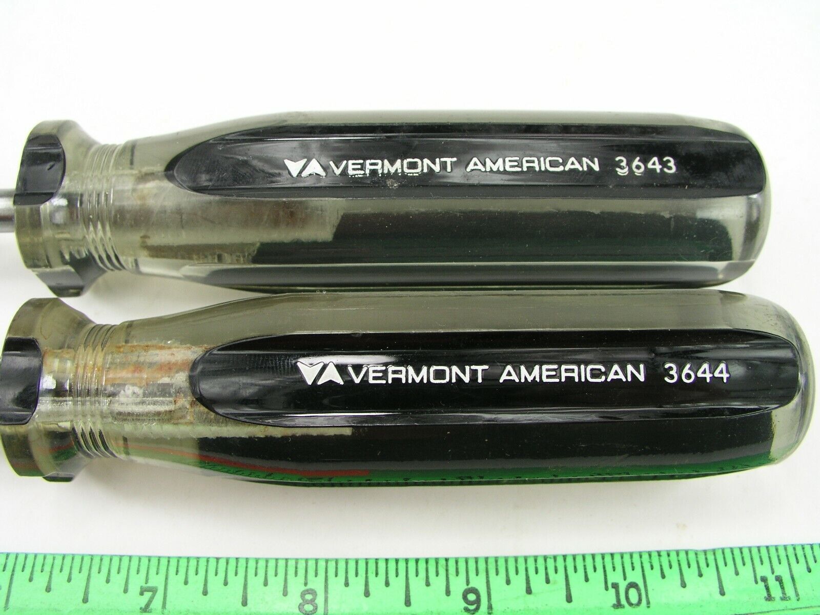 1/4" & 5/16" Clutch Screwdriver Set, Vermont American Gallery Image 0 1/4" & 5/16" Clutch Screwdriver Set, Vermont American - Image 2