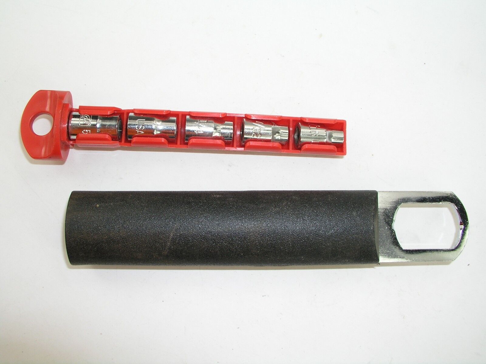 Socket Set, 1/4" Drive in Handy Carry Sleeve, American Forge USA , 5pc Main Image Inch Socket Set, 1/4" Drive in Handy Carry Sleeve, American Forge USA , 5pc - Image 1