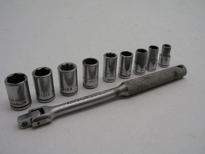 Vintage Penens USA 1/4" Breaker Bar and Socket Lot - Image 1