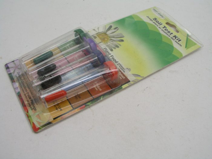 Soil PH & Nutrients Test Kit, Ferry Morse - Image 1