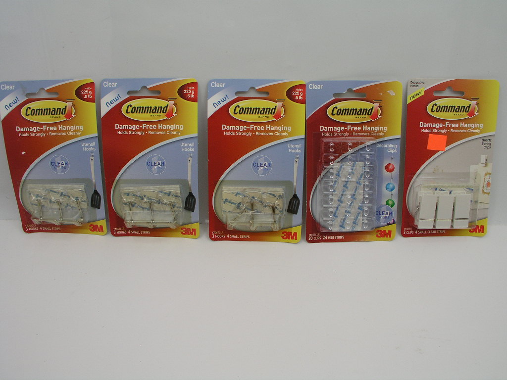 OLYMPUS DIGITAL CAMERA Lot of 3M Command Damage-Free Hanging Hooks - Image 1