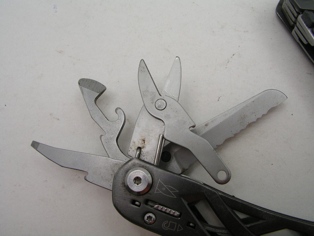 OLYMPUS DIGITAL CAMERA Multi-Tool Pliers, Knife, etc., Gerber Suspension - Image 6
