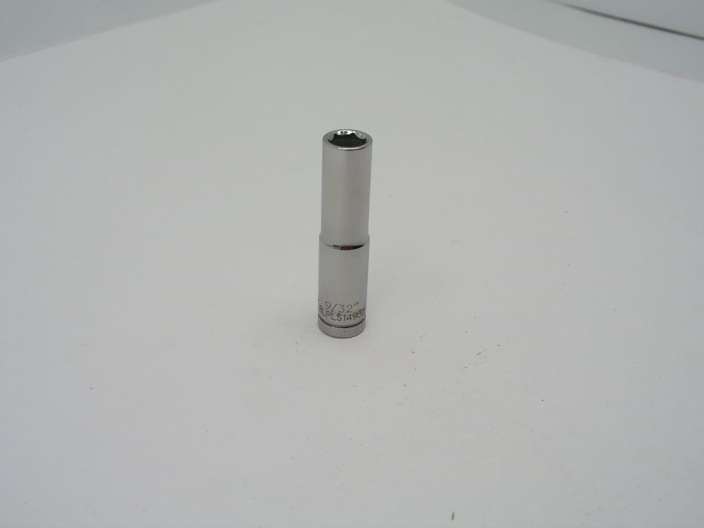 OLYMPUS DIGITAL CAMERA 9/32" 1/4" Drive 6pt Deep Socket, Blue Point BLPLS14932 - Image 1