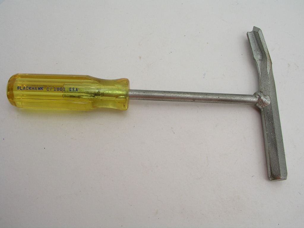OLYMPUS DIGITAL CAMERA Muffler & Tail Pipe Cutting Tool, Vintage Blackhawk CT1801 - Image 4