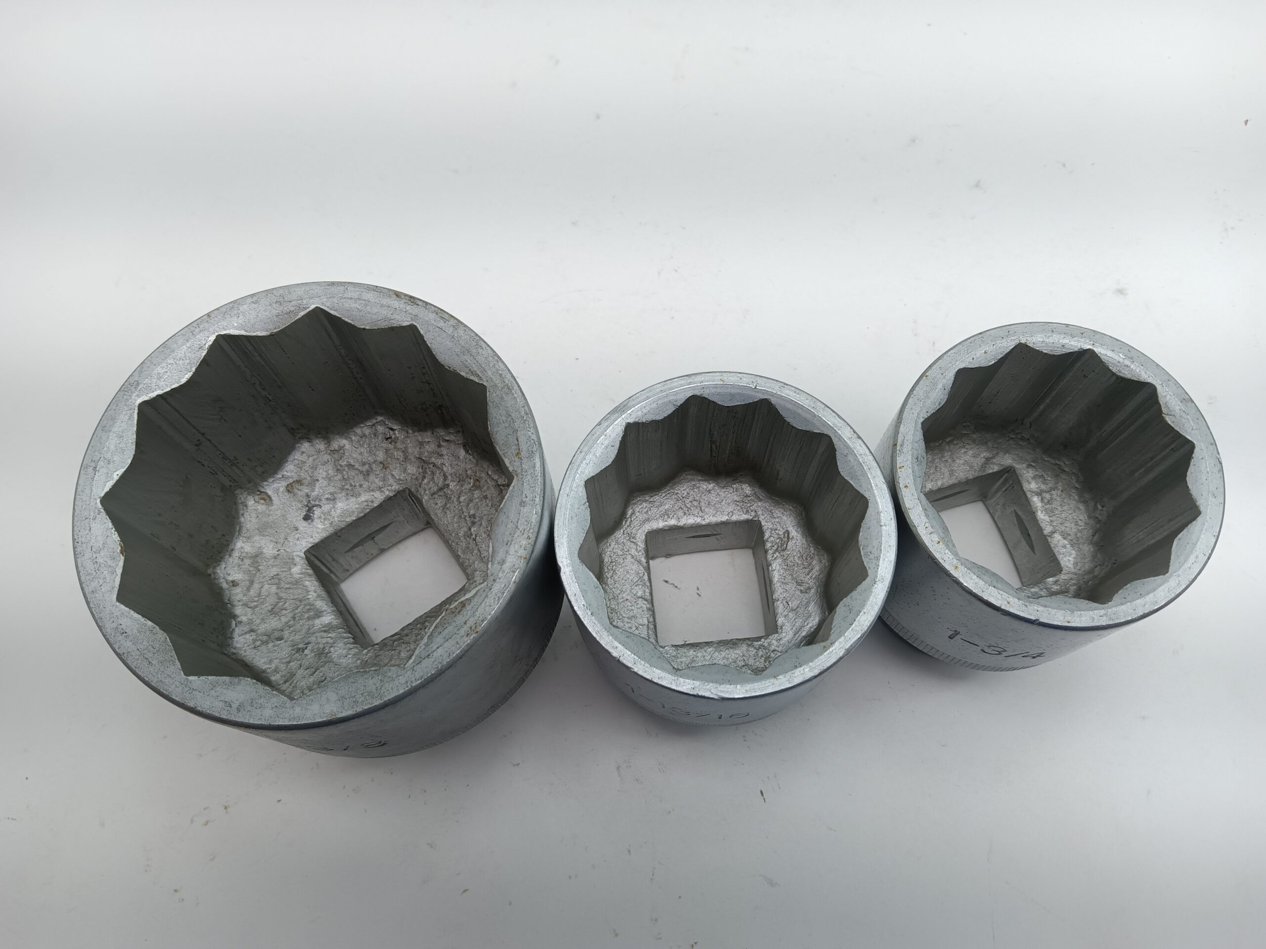 1inchgroup2 3pc Lot   1" Drive 12pt Sockets - Image 2