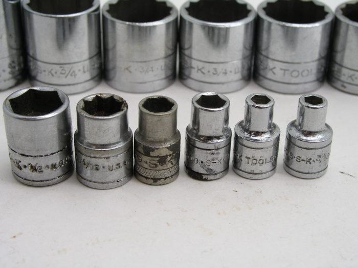 12pc Lot of SK Sockets - Image 2