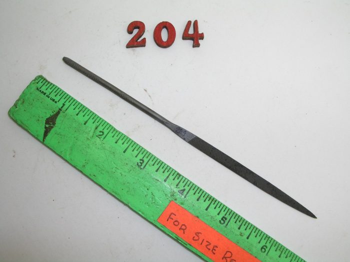 Half Round Taper Needle File Cut #2 Nicholson, lot 204 - Image 1