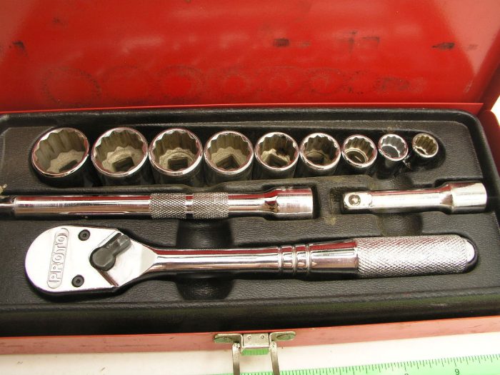 Vintage Proto Big Dawg 3/8" Drive Socket Set in Metal Case - Image 3
