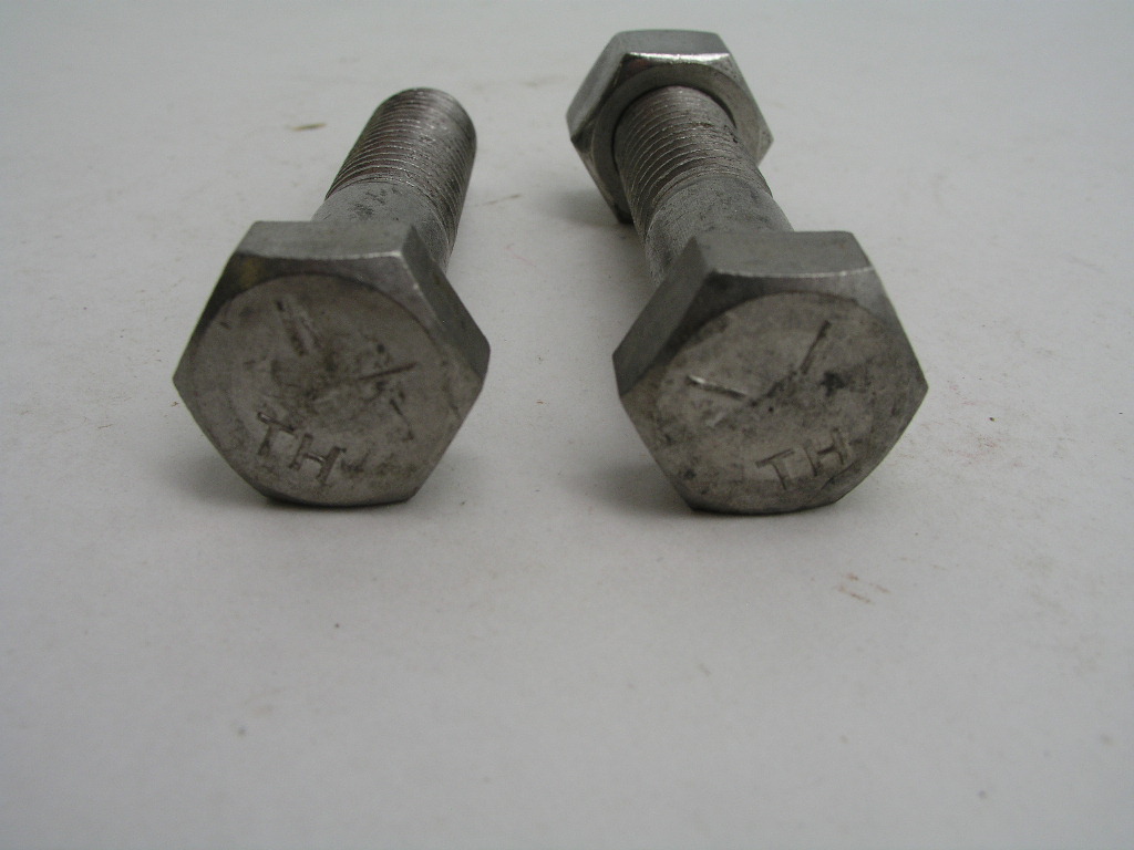 OLYMPUS DIGITAL CAMERA 2pcs 5/8" X 2-1/2" Stainless Hex Bolts With Nuts - Image 2
