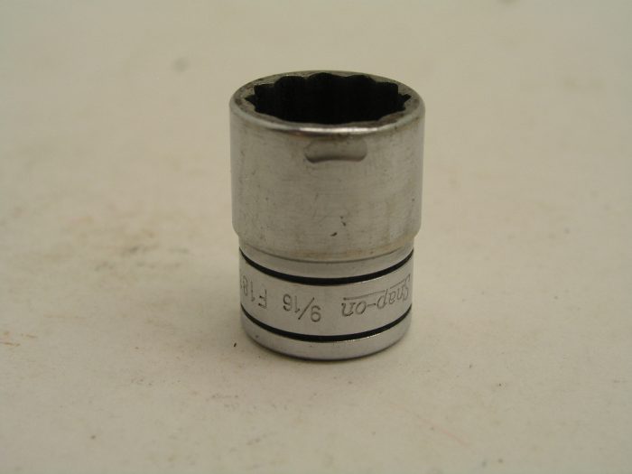 9/16"   3/8" Drive 12pt Socket Snap On F181 - Image 1