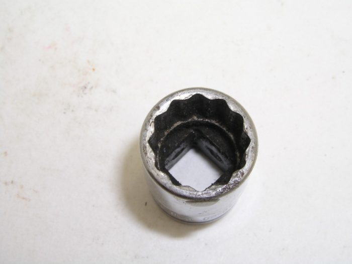 9/16"   3/8" Drive 12pt Socket Snap On F181 - Image 2