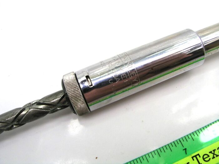 Stanley Yankee 130A Ratcheting Push Screwdriver - Image 2