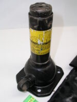 Jack Set for 2003-2009 Toyota 4Runner - Image 2