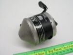 Zebco Model 33 Fishing Reel - Image 2