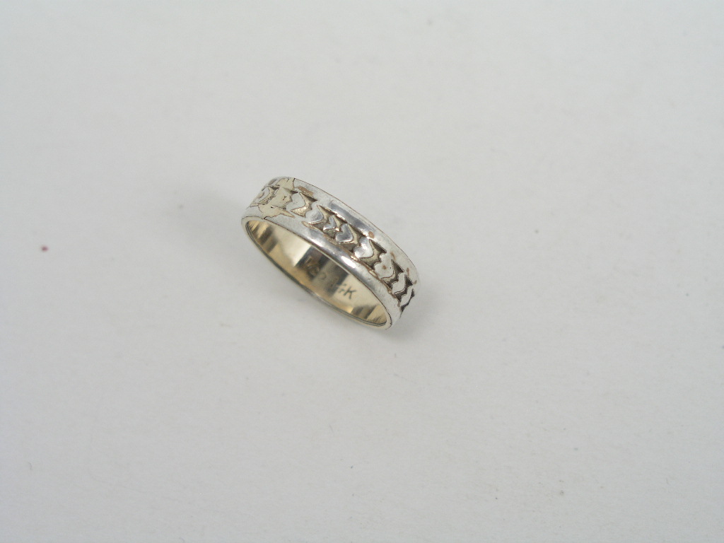 OLYMPUS DIGITAL CAMERA Hearts Pattern Ring 14K Filled - Image 1