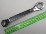 11/16" x 13/16" Offset Ratcheting Wrench Matco WRO22262